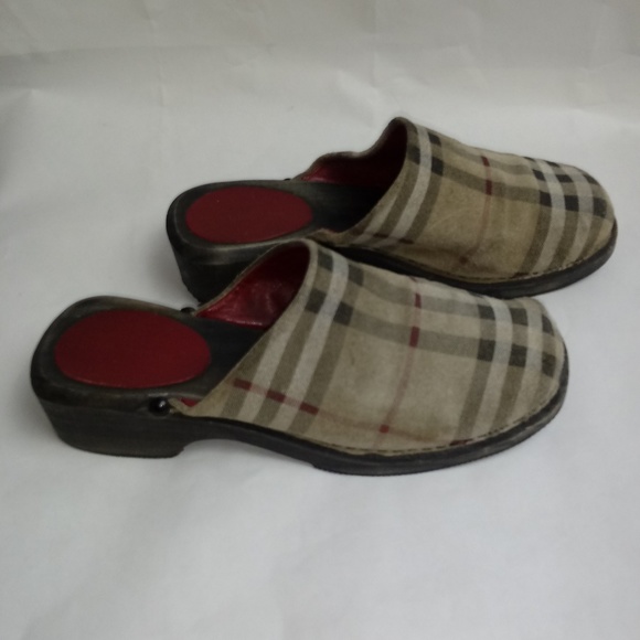 Burberry Distressed Fabric Wood Mules/Clogs 37/7 - Picture 3 of 8